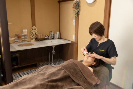 ロミロミ岐阜県関市セブンカラーズ